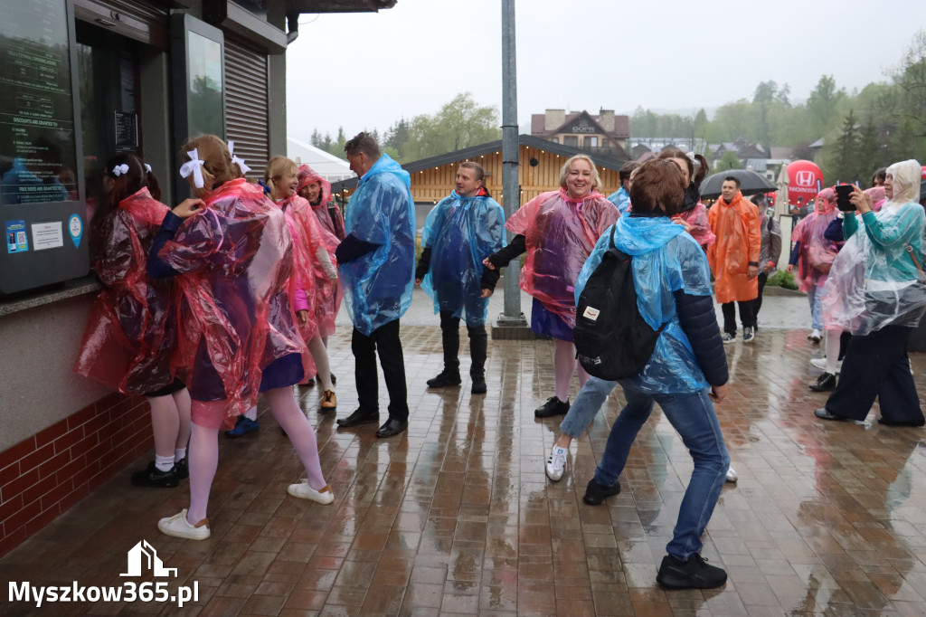 Fotorelacja: Wycieczka do Szczawnicy - Przedstawienie charytatywne 2026 w Myszkowie