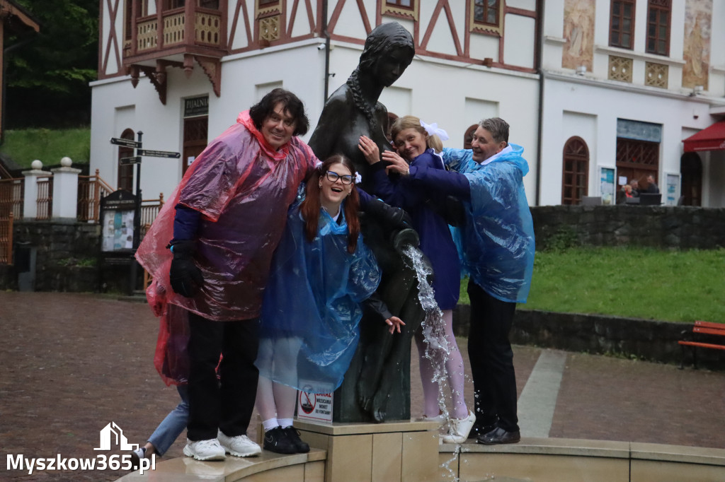 Fotorelacja: Wycieczka do Szczawnicy - Przedstawienie charytatywne 2026 w Myszkowie