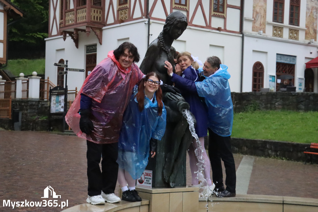 Fotorelacja: Wycieczka do Szczawnicy - Przedstawienie charytatywne 2026 w Myszkowie
