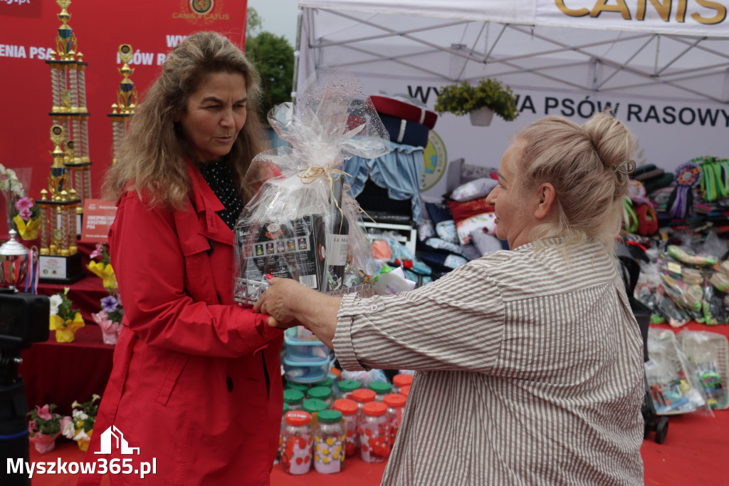 Fotorelacja: Międzynarodowa Wystawa Psów Rasowych w Poraju