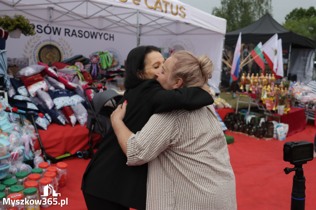 Fotorelacja: Międzynarodowa Wystawa Psów Rasowych w Poraju