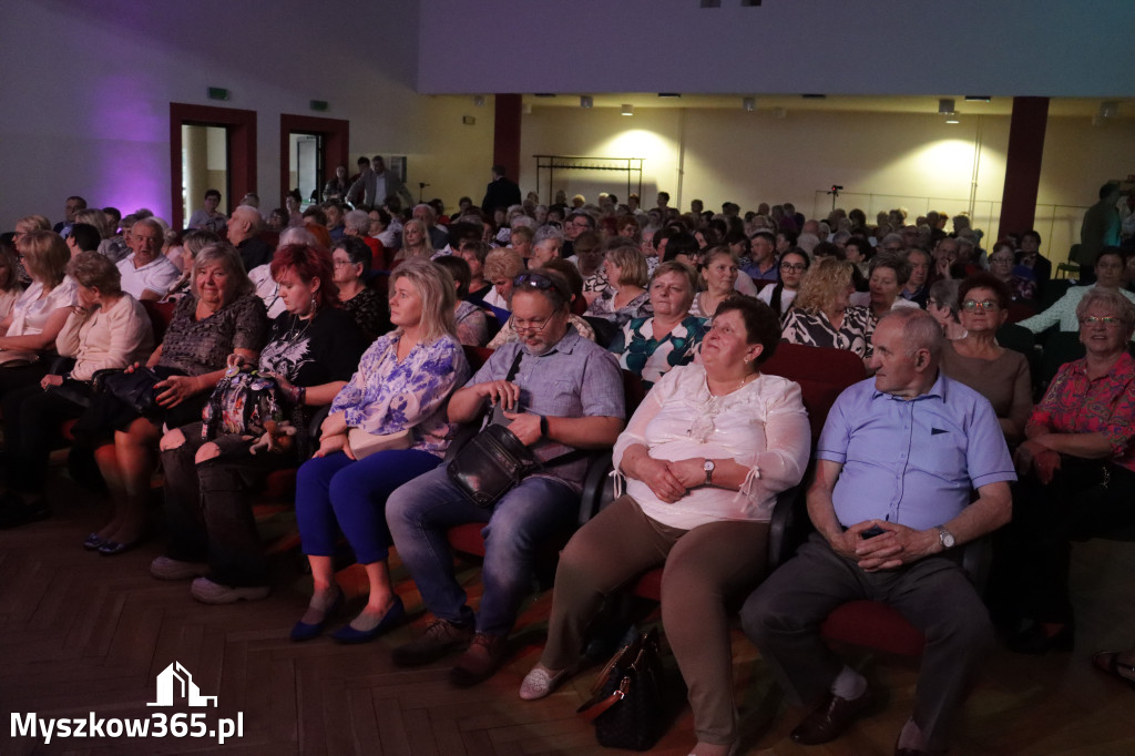 Fotorelacja: Koncert MUZYCZNY BUKIET DLA MAMY w Koziegłowach