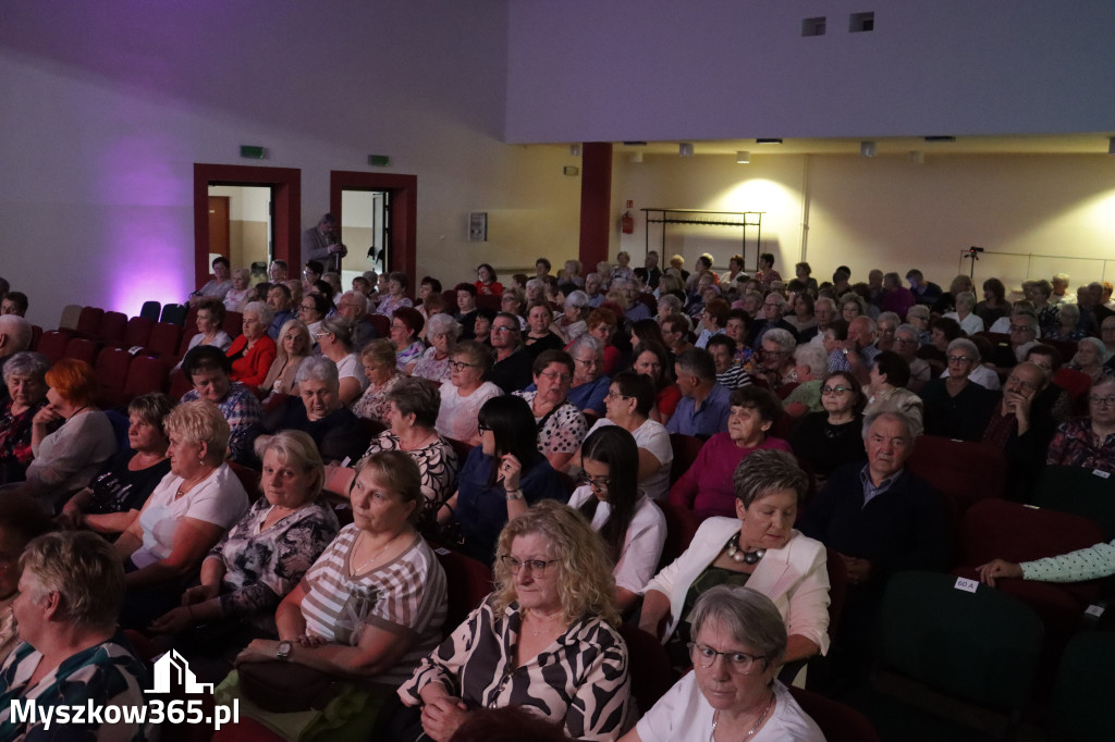 Fotorelacja: Koncert MUZYCZNY BUKIET DLA MAMY w Koziegłowach