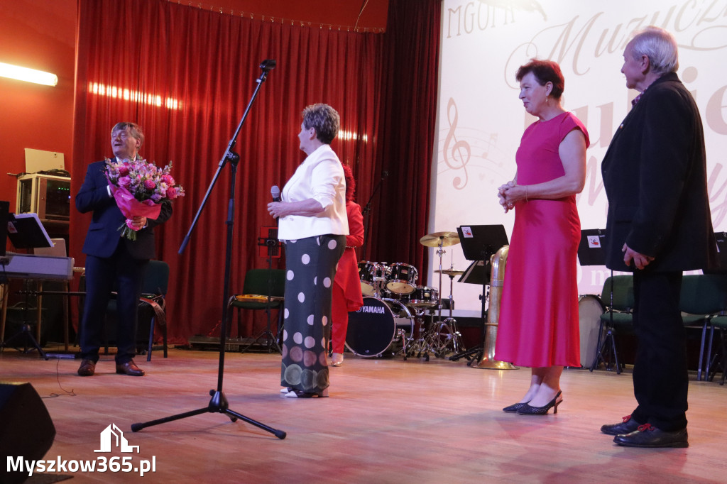 Fotorelacja: Koncert MUZYCZNY BUKIET DLA MAMY w Koziegłowach