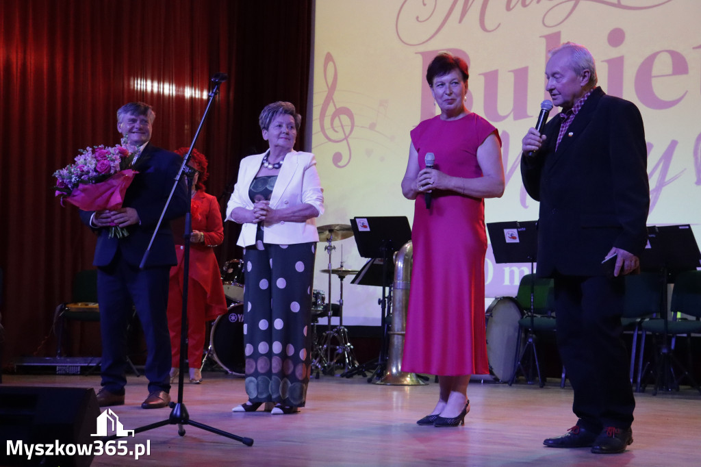 Fotorelacja: Koncert MUZYCZNY BUKIET DLA MAMY w Koziegłowach