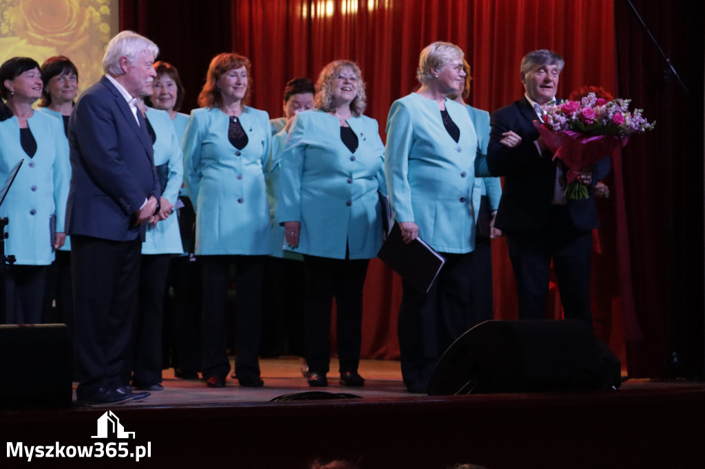 Fotorelacja: Koncert MUZYCZNY BUKIET DLA MAMY w Koziegłowach