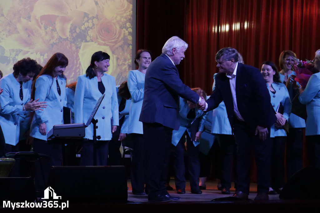 Fotorelacja: Koncert MUZYCZNY BUKIET DLA MAMY w Koziegłowach
