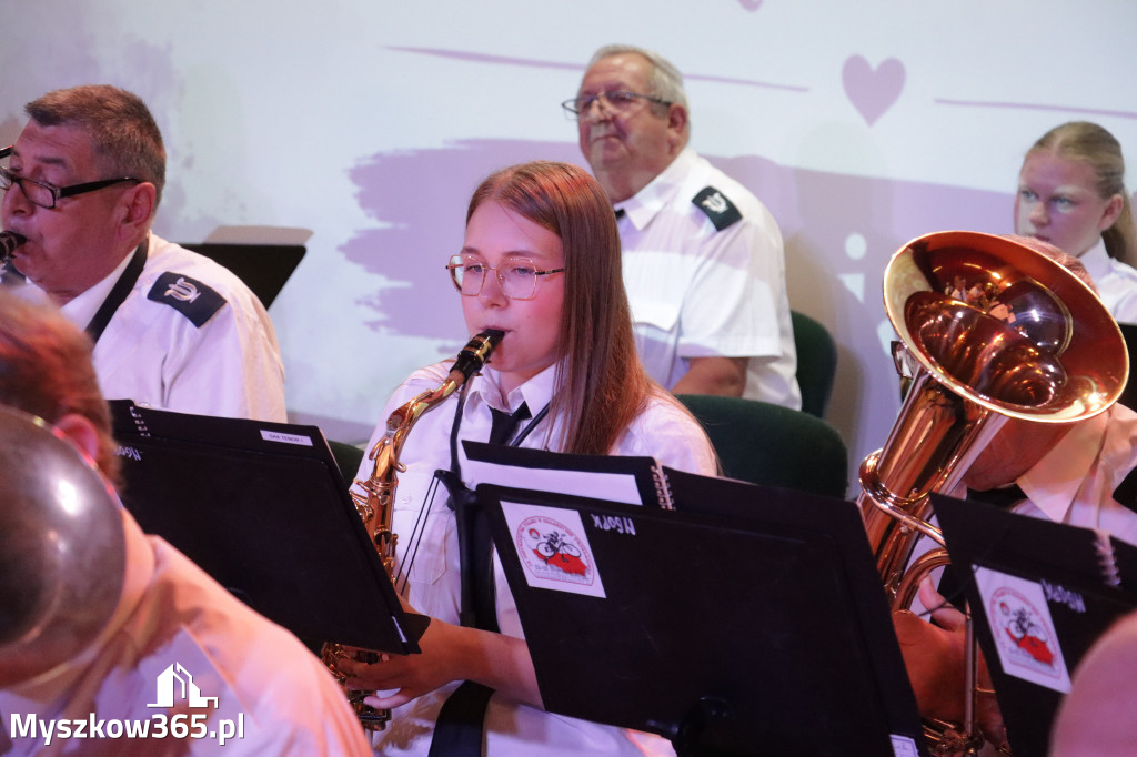 Fotorelacja: Koncert MUZYCZNY BUKIET DLA MAMY w Koziegłowach
