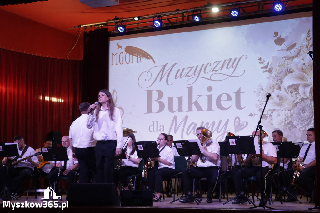 Fotorelacja: Koncert MUZYCZNY BUKIET DLA MAMY w Koziegłowach