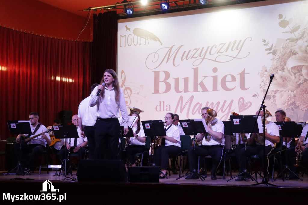 Fotorelacja: Koncert MUZYCZNY BUKIET DLA MAMY w Koziegłowach
