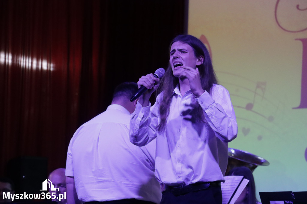 Fotorelacja: Koncert MUZYCZNY BUKIET DLA MAMY w Koziegłowach