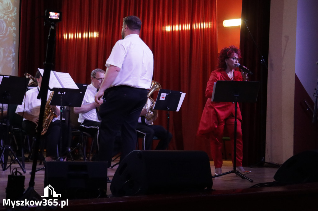 Fotorelacja: Koncert MUZYCZNY BUKIET DLA MAMY w Koziegłowach