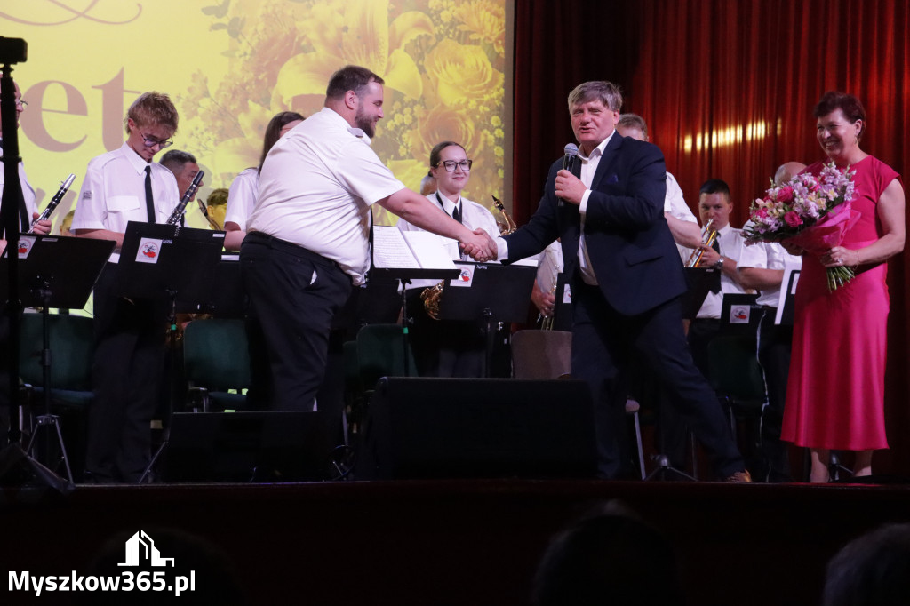 Fotorelacja: Koncert MUZYCZNY BUKIET DLA MAMY w Koziegłowach