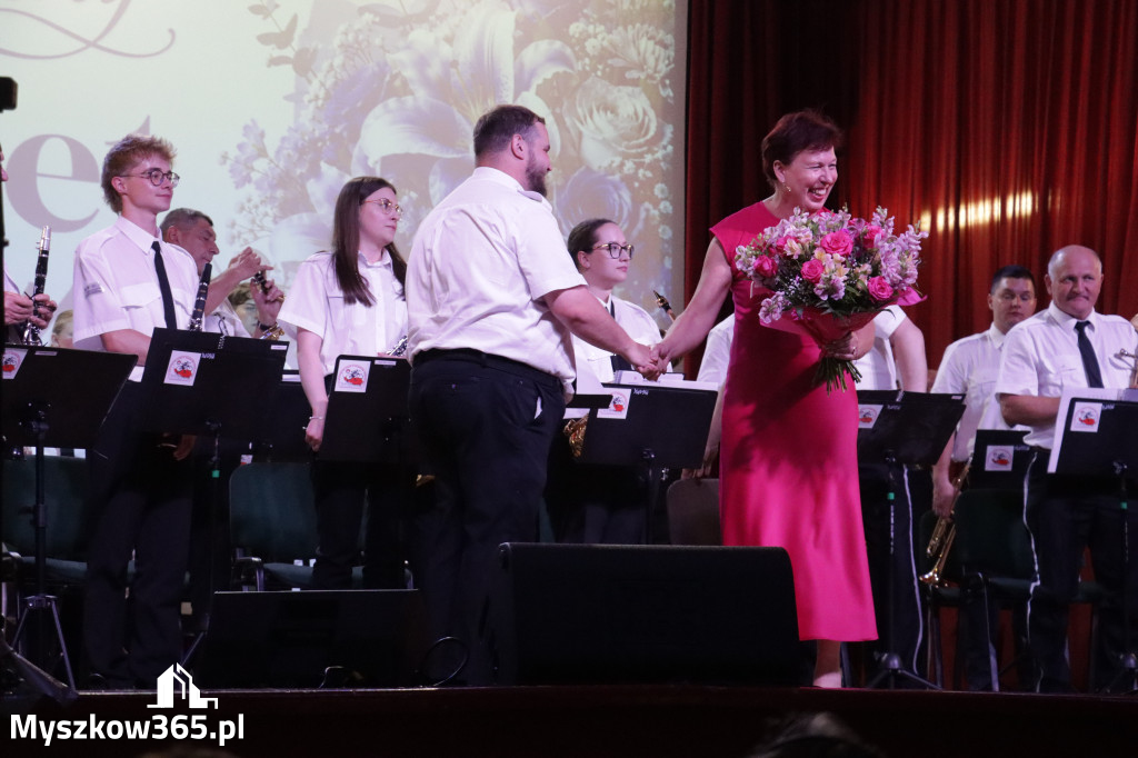 Fotorelacja: Koncert MUZYCZNY BUKIET DLA MAMY w Koziegłowach