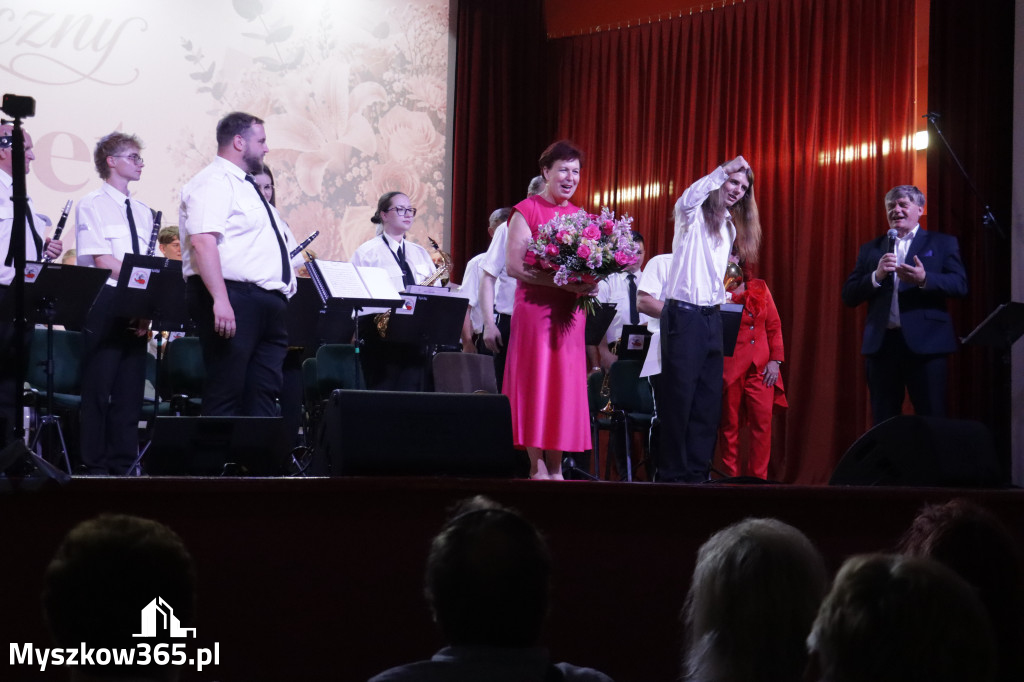 Fotorelacja: Koncert MUZYCZNY BUKIET DLA MAMY w Koziegłowach