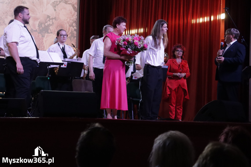Fotorelacja: Koncert MUZYCZNY BUKIET DLA MAMY w Koziegłowach