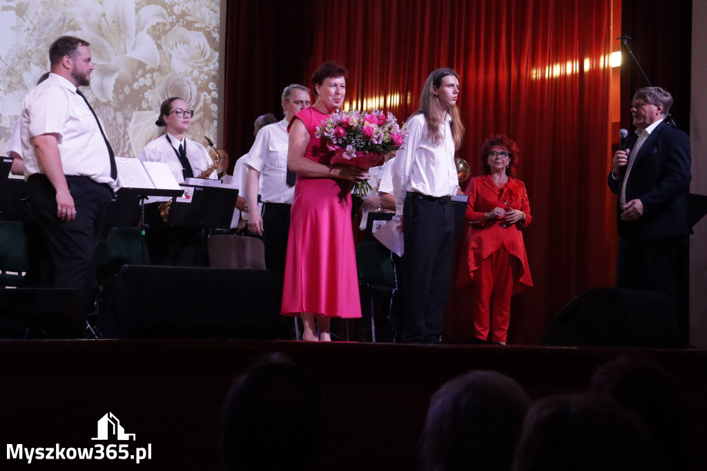 Fotorelacja: Koncert MUZYCZNY BUKIET DLA MAMY w Koziegłowach