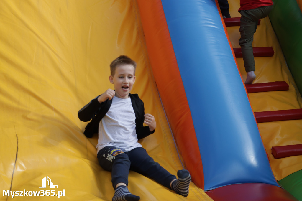 Fotorelacja: Miejski Dzień Dziecka w Myszkowie