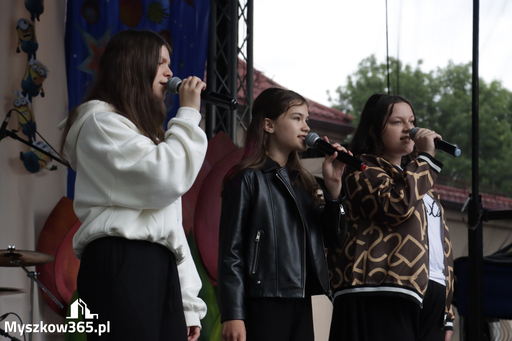 Fotorelacja: Gminny Dzień Dziecka w Poraju