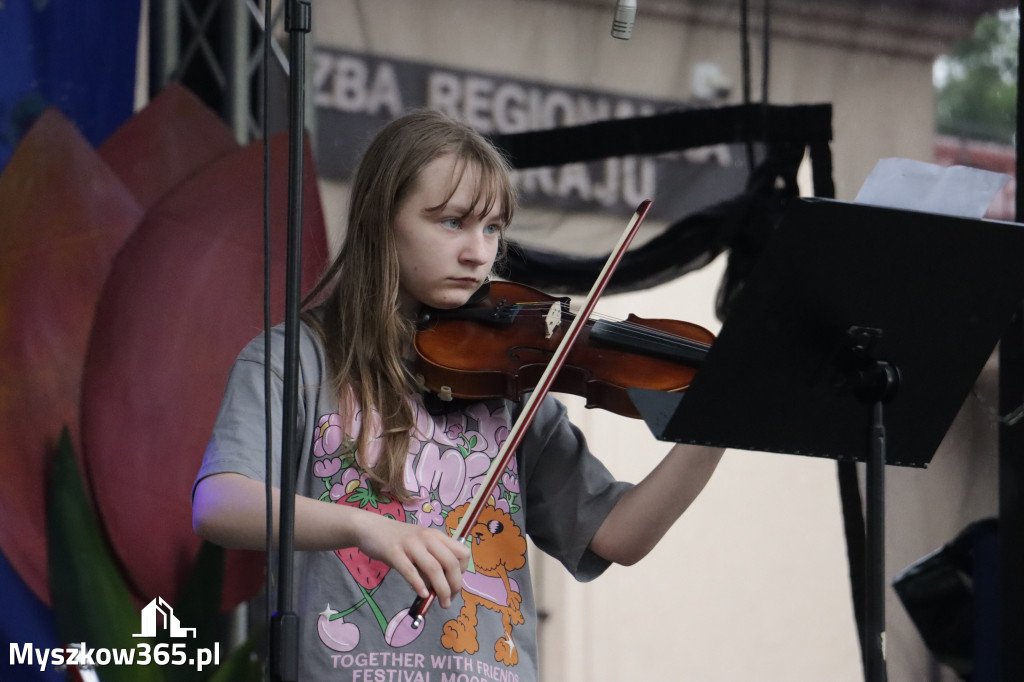 Fotorelacja: Gminny Dzień Dziecka w Poraju