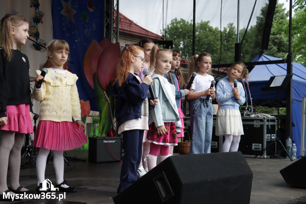 Fotorelacja: Gminny Dzień Dziecka w Poraju