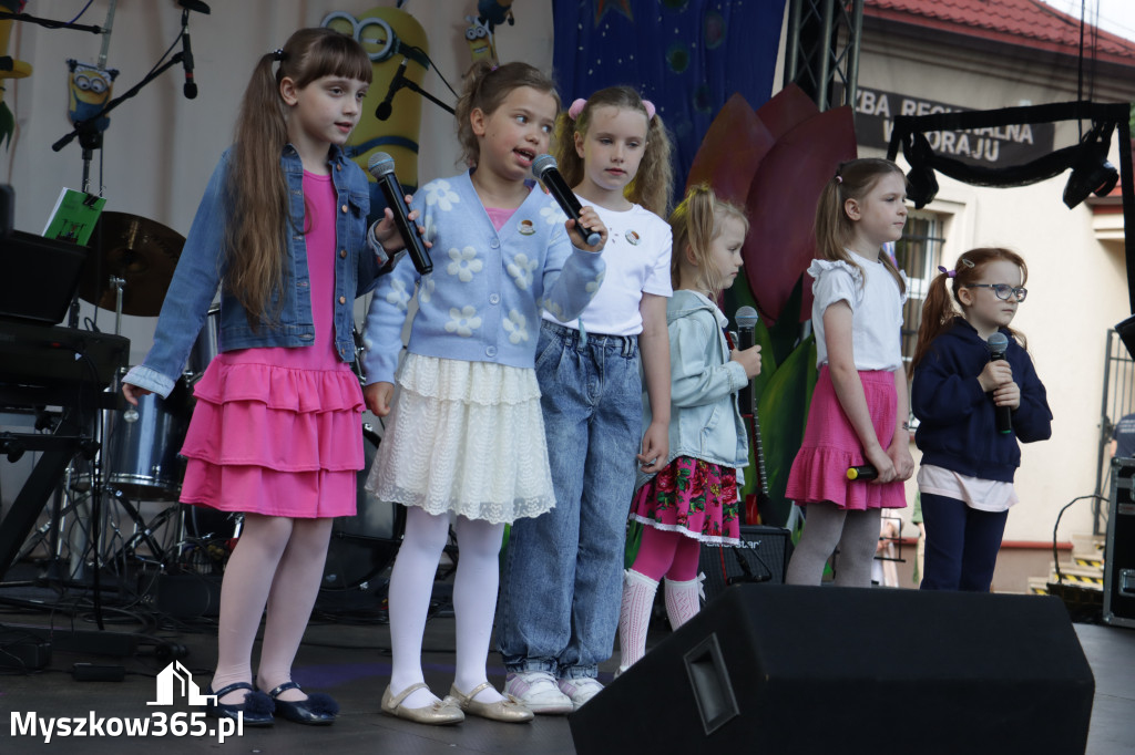 Fotorelacja: Gminny Dzień Dziecka w Poraju