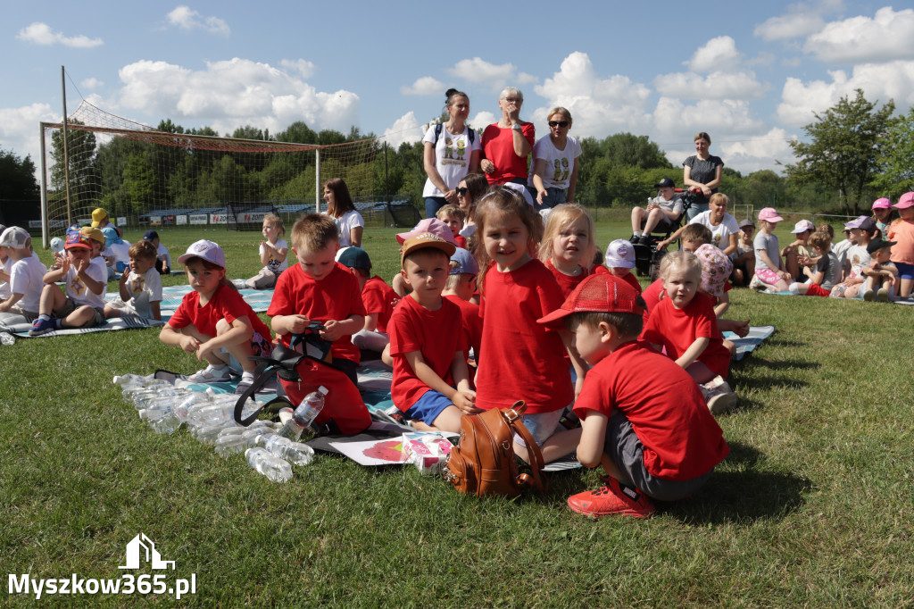 Fotorelacja I: Gminna Spartakiada Przedszkolaków w Poraju