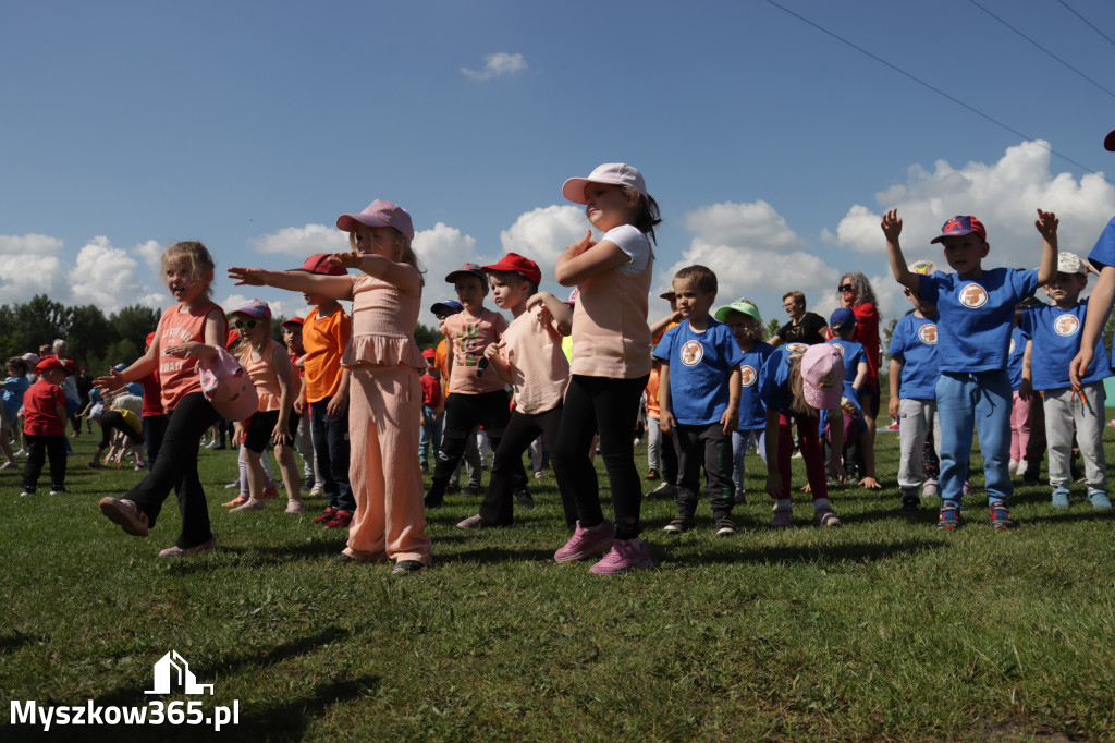 Fotorelacja I: Gminna Spartakiada Przedszkolaków w Poraju