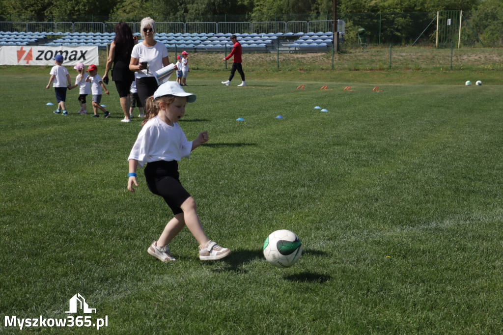 Fotorelacja I: Gminna Spartakiada Przedszkolaków w Poraju