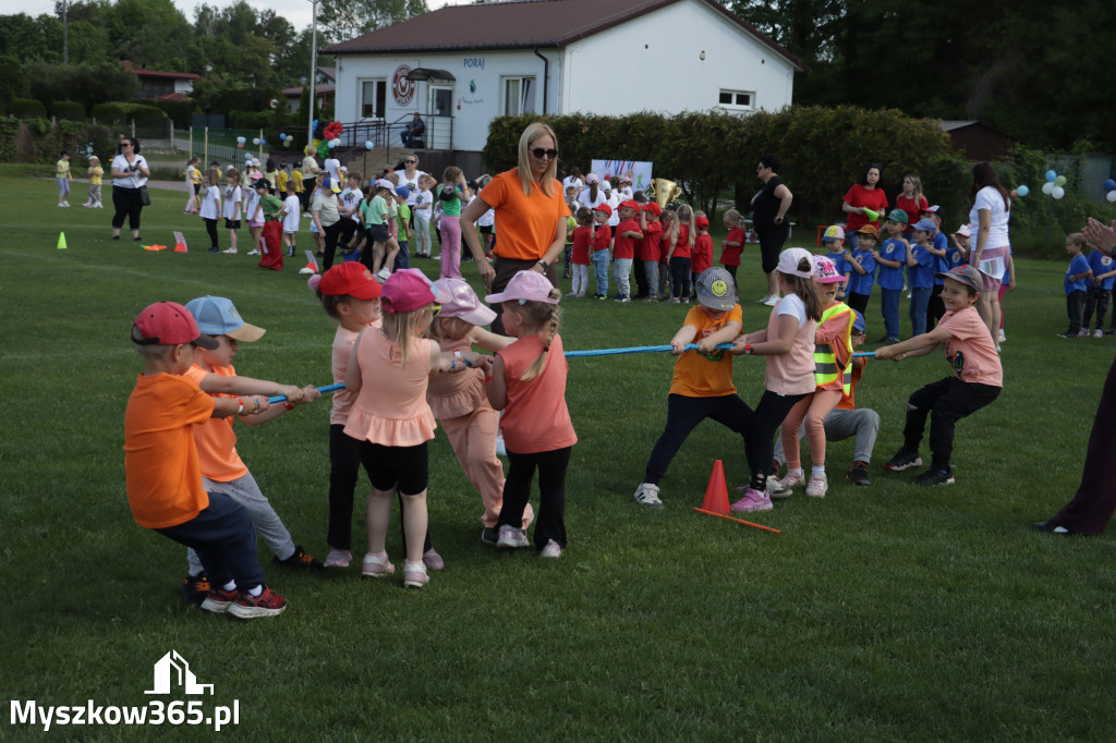 Fotorelacja I: Gminna Spartakiada Przedszkolaków w Poraju