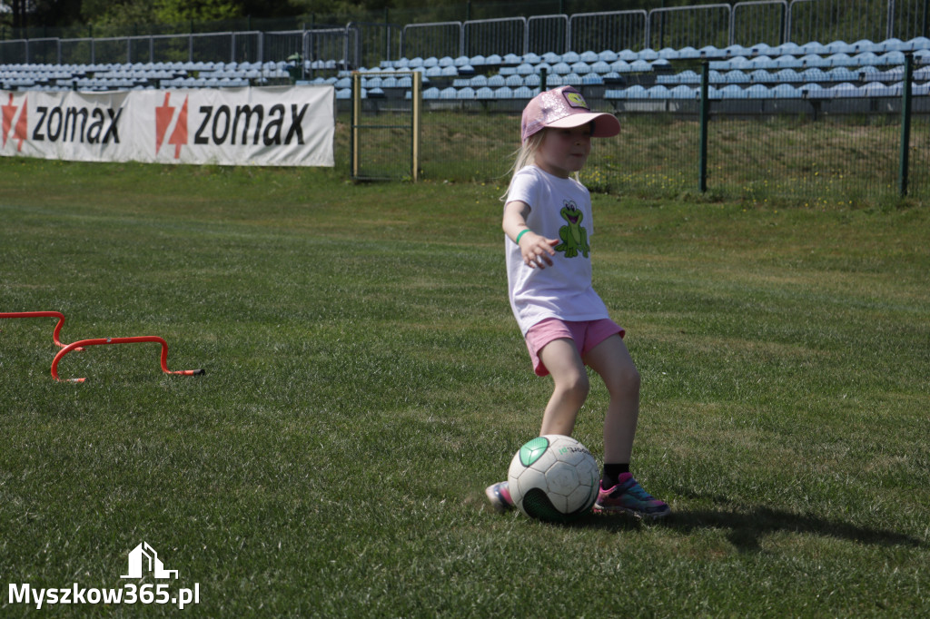 Fotorelacja I: Gminna Spartakiada Przedszkolaków w Poraju