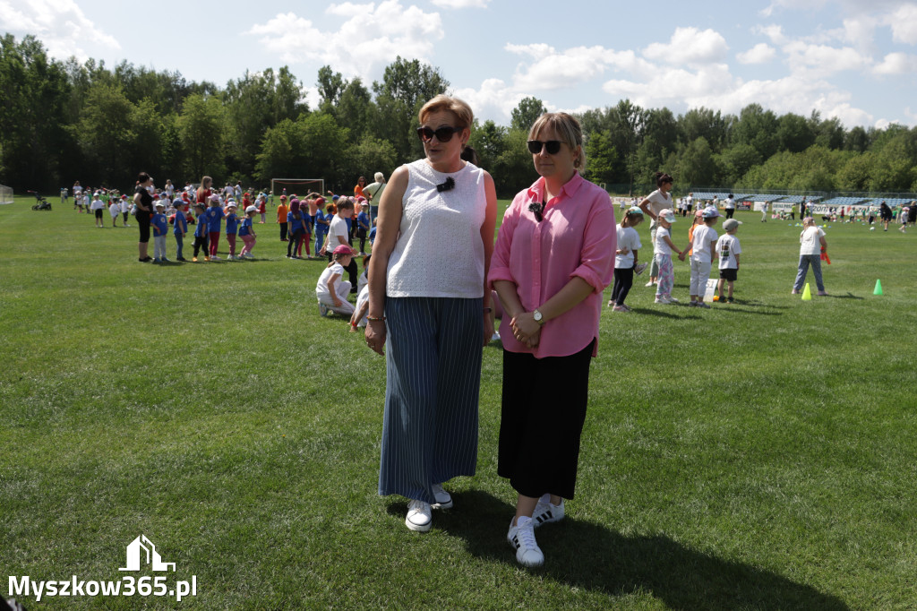 Fotorelacja I: Gminna Spartakiada Przedszkolaków w Poraju