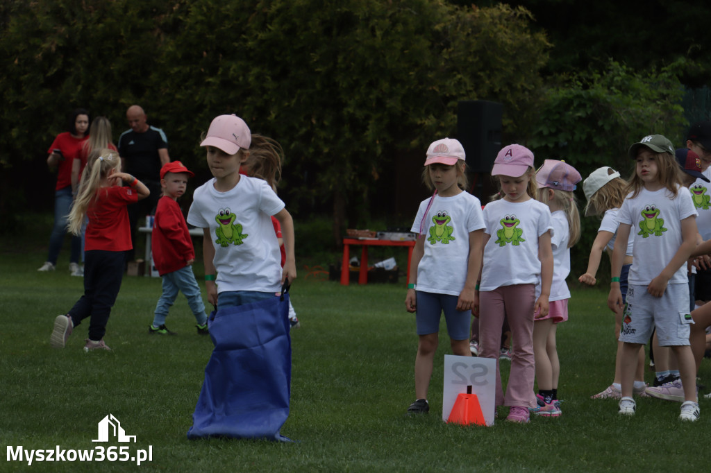 Fotorelacja II: Gminna Spartakiada Przedszkolaków w Poraju