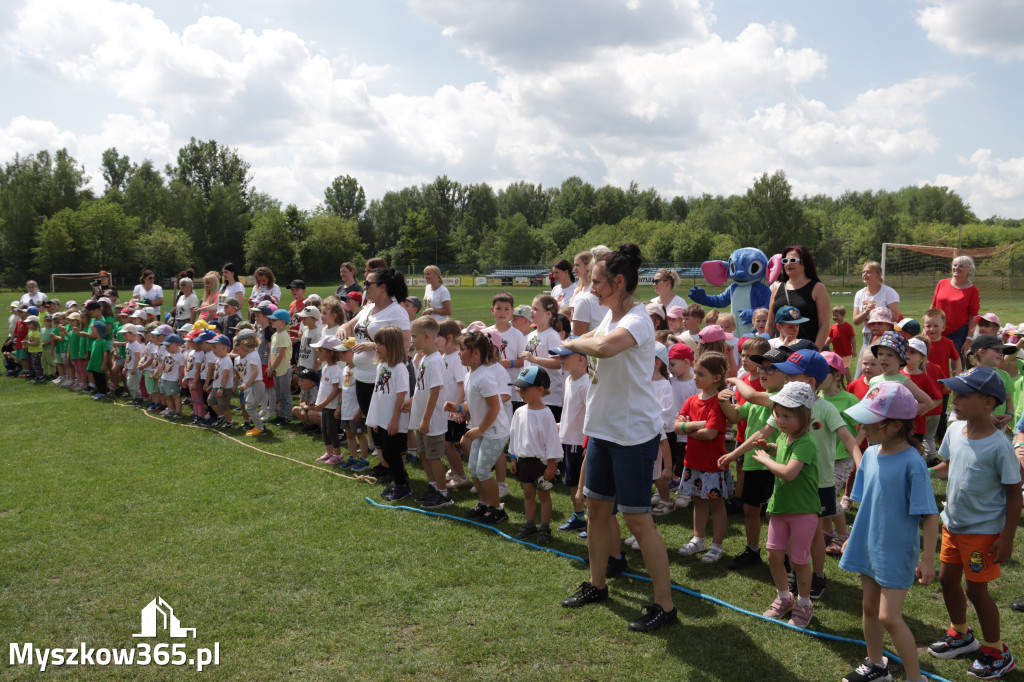 Fotorelacja II: Gminna Spartakiada Przedszkolaków w Poraju