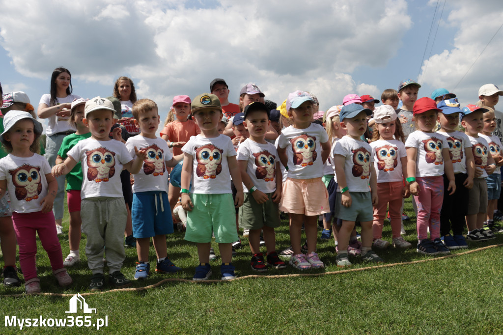Fotorelacja II: Gminna Spartakiada Przedszkolaków w Poraju