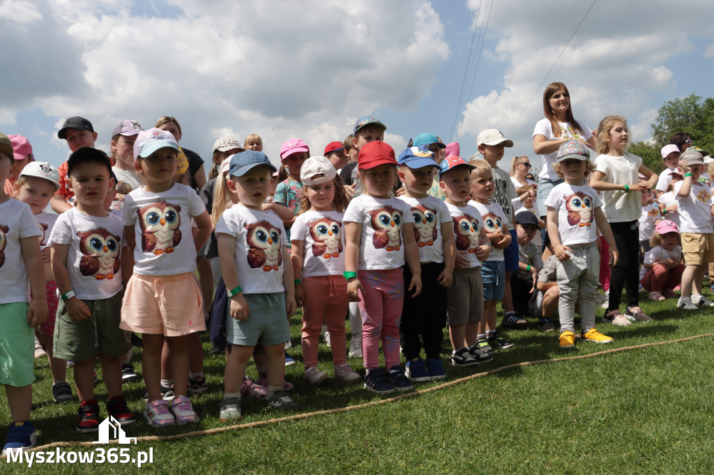 Fotorelacja II: Gminna Spartakiada Przedszkolaków w Poraju