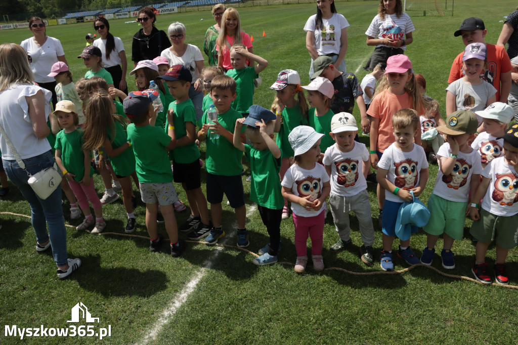Fotorelacja II: Gminna Spartakiada Przedszkolaków w Poraju