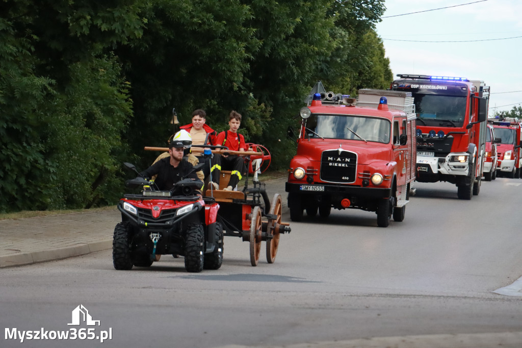 Fotorelacja: Uroczyste Walne Zgromadzenie z okazji zbliżającego się Jubileuszu OSP Rzeniszów