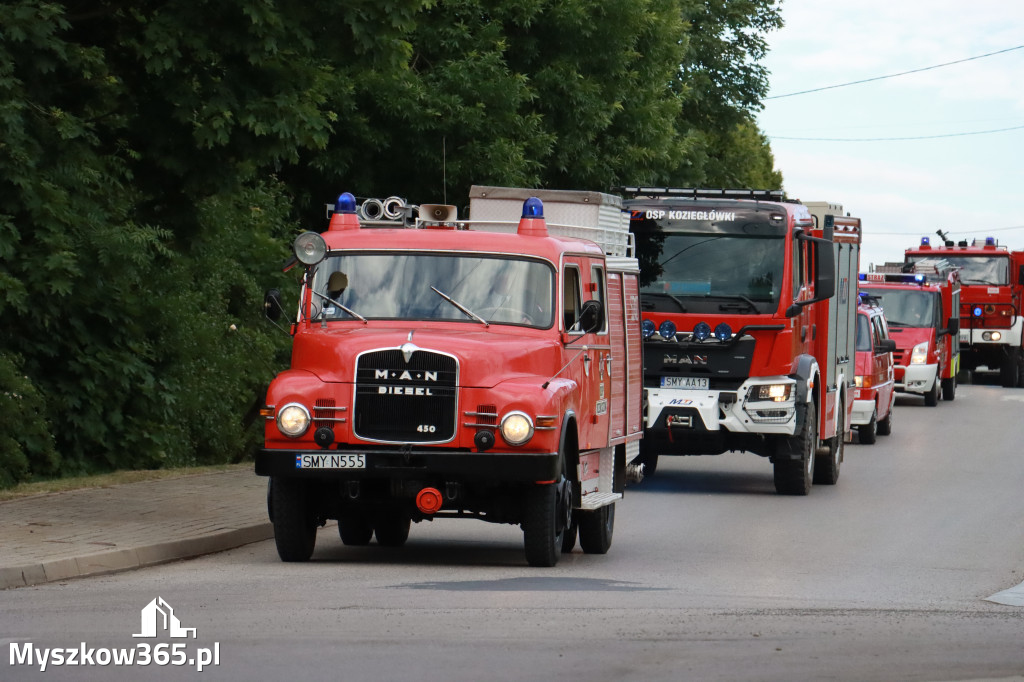 Fotorelacja: Uroczyste Walne Zgromadzenie z okazji zbliżającego się Jubileuszu OSP Rzeniszów