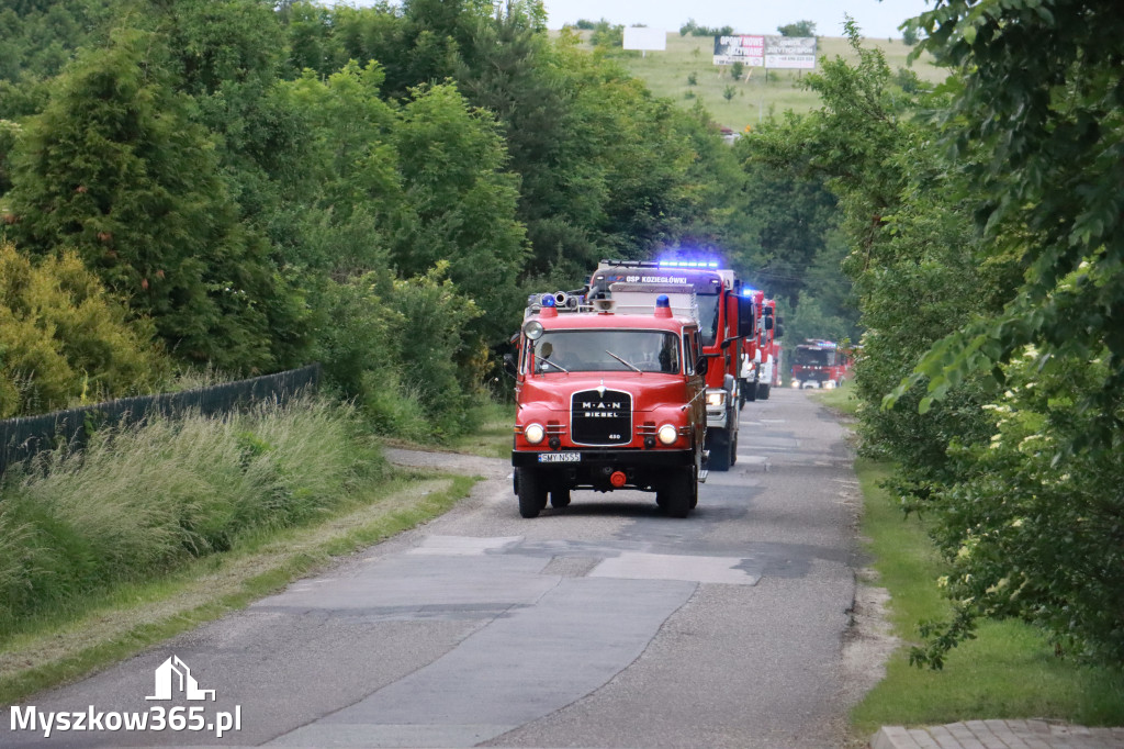 Fotorelacja: Uroczyste Walne Zgromadzenie z okazji zbliżającego się Jubileuszu OSP Rzeniszów
