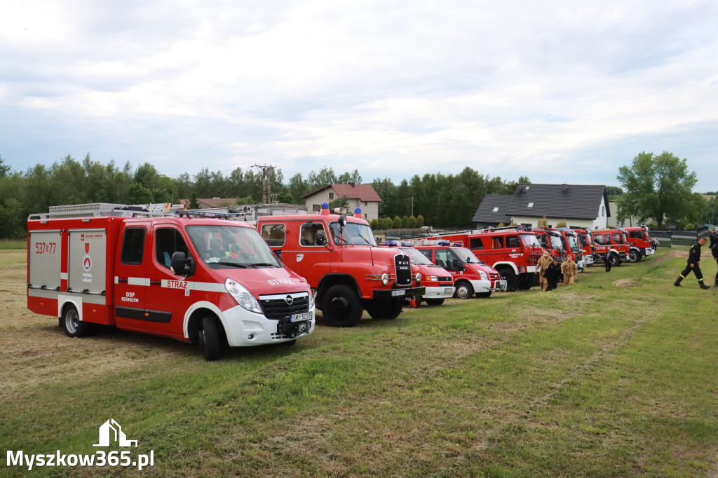 Fotorelacja: Uroczyste Walne Zgromadzenie z okazji zbliżającego się Jubileuszu OSP Rzeniszów
