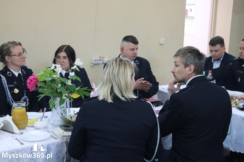 Fotorelacja: Uroczyste Walne Zgromadzenie z okazji zbliżającego się Jubileuszu OSP Rzeniszów