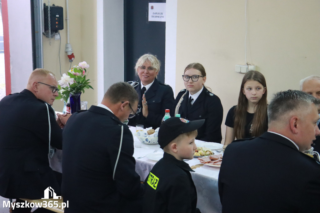 Fotorelacja: Uroczyste Walne Zgromadzenie z okazji zbliżającego się Jubileuszu OSP Rzeniszów