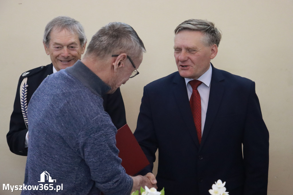 Fotorelacja: Uroczyste Walne Zgromadzenie z okazji zbliżającego się Jubileuszu OSP Rzeniszów