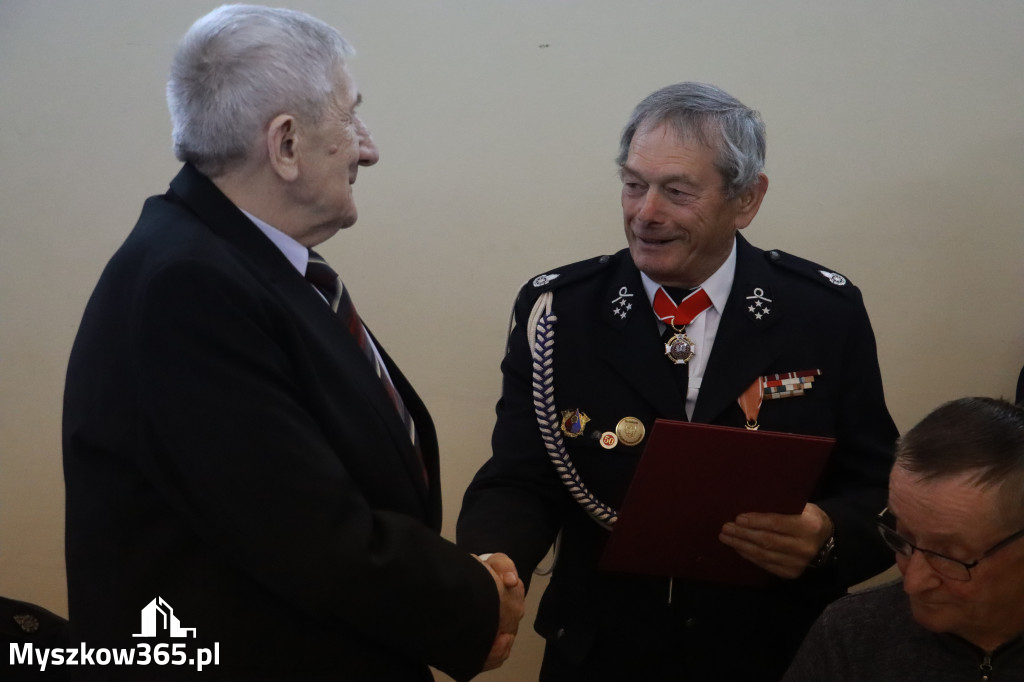 Fotorelacja: Uroczyste Walne Zgromadzenie z okazji zbliżającego się Jubileuszu OSP Rzeniszów
