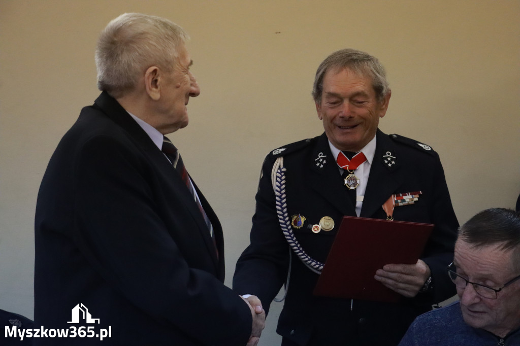 Fotorelacja: Uroczyste Walne Zgromadzenie z okazji zbliżającego się Jubileuszu OSP Rzeniszów