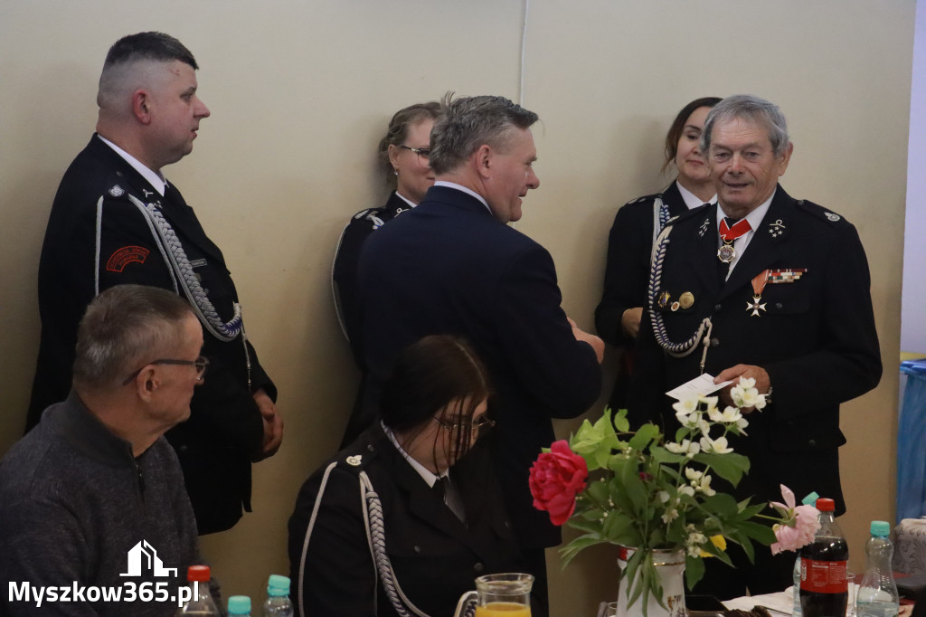 Fotorelacja: Uroczyste Walne Zgromadzenie z okazji zbliżającego się Jubileuszu OSP Rzeniszów