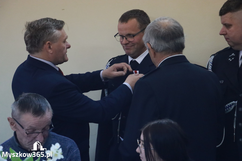Fotorelacja: Uroczyste Walne Zgromadzenie z okazji zbliżającego się Jubileuszu OSP Rzeniszów