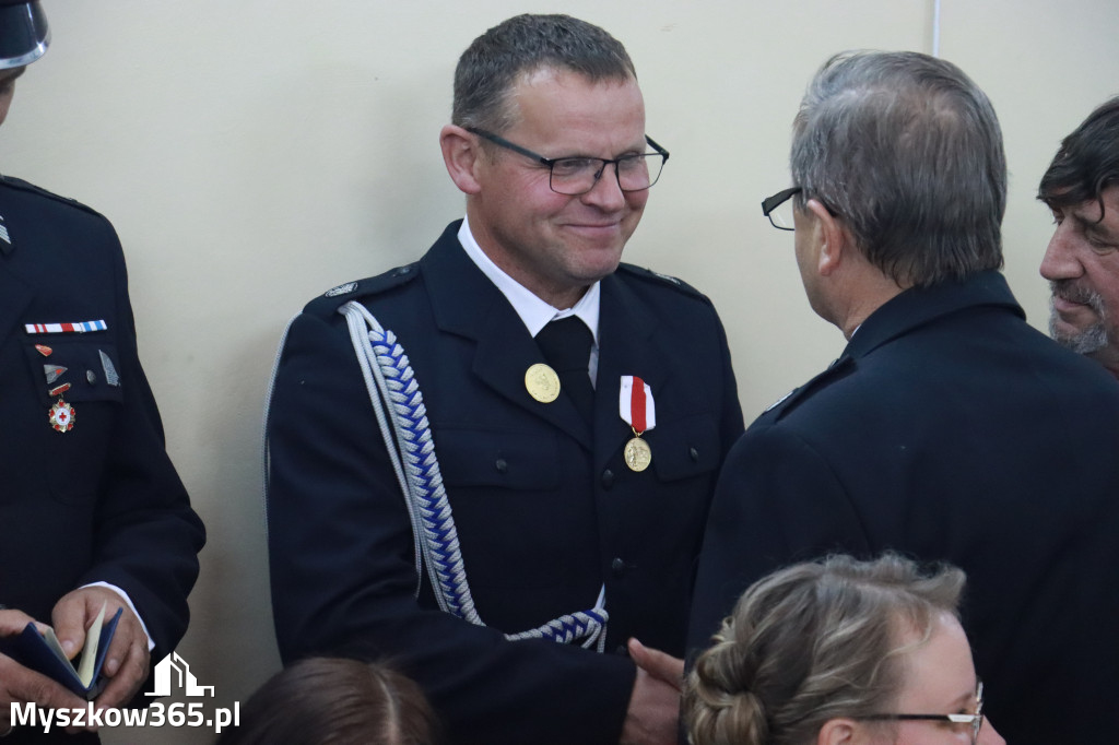 Fotorelacja: Uroczyste Walne Zgromadzenie z okazji zbliżającego się Jubileuszu OSP Rzeniszów