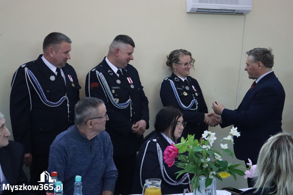Fotorelacja: Uroczyste Walne Zgromadzenie z okazji zbliżającego się Jubileuszu OSP Rzeniszów